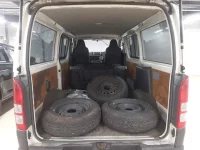Toyota HIACE VAN лот № 30259 оценка 3  с аукциона в Японии 8