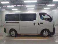 Nissan CARAVAN VAN лот № 30340 оценка 3.5  с аукциона в Японии 2