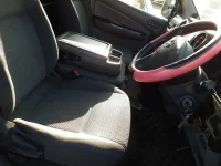 Nissan CARAVAN VAN лот № 30340 оценка 3.5  с аукциона в Японии 7