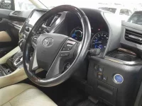 Toyota VELLFIRE лот № 30372 оценка 4  с аукциона в Японии 6