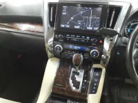 Toyota VELLFIRE лот № 30372 оценка 4  с аукциона в Японии 8