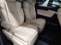 Toyota VELLFIRE лот № 30372 оценка 4  с аукциона в Японии 9