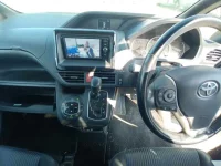 Toyota NOAH лот № 30366 оценка 3.5  с аукциона в Японии 8