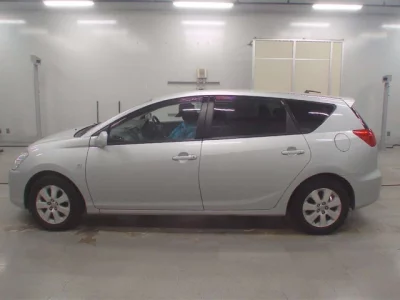 Toyota CALDINA  с аукциона в Японии