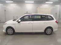 Toyota COROLLA FIELDER лот № 30402 оценка 3.5  с аукциона в Японии 3