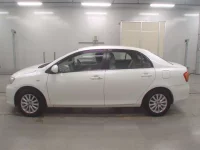 Toyota COROLLA AXIO лот № 30438 оценка 3.5  с аукциона в Японии 3