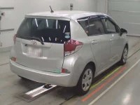 Toyota RACTIS лот № 30288 оценка 3  с аукциона в Японии 1