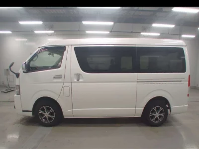 Toyota REGIUS ACE VAN