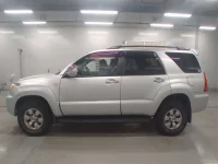 Toyota HILUX SURF лот № 30471 оценка 3.5  с аукциона в Японии 3