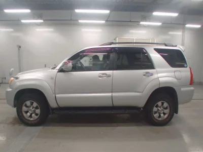 Toyota HILUX SURF  с аукциона в Японии