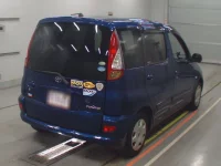 Toyota FUNCARGO лот № 30429 оценка 2  с аукциона в Японии 1