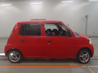 Daihatsu Esse