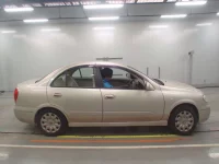 Nissan SYLPHY лот № 10185 оценка 4  с аукциона в Японии 2