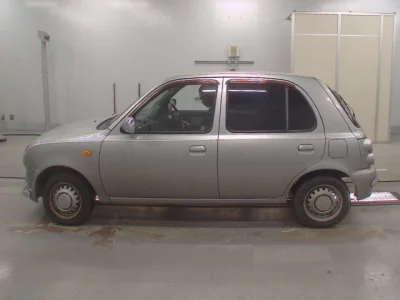 Nissan MARCH  с аукциона в Японии