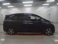 Honda ODYSSEY лот № 30441 оценка 3  с аукциона в Японии 2