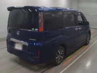 Honda STEP WAGON лот № 30425 оценка 3.5  с аукциона в Японии 1