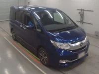 Honda STEP WAGON лот № 30425 оценка 3.5  с аукциона в Японии 4