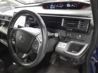 Honda STEP WAGON лот № 30425 оценка 3.5  с аукциона в Японии 6