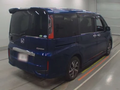 Honda STEP WAGON  с аукциона в Японии