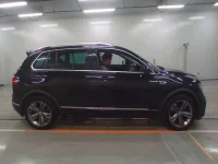 Volkswagen TIGUAN лот № 38111 оценка 4  с аукциона в Японии 2