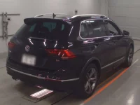 Volkswagen TIGUAN лот № 38111 оценка 4  с аукциона в Японии 1
