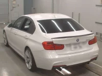 BMW 3-Series лот № 38108 оценка 4.5  с аукциона в Японии 5