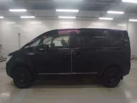 Mitsubishi DELICA D5 лот № 30507 оценка 3  с аукциона в Японии 3