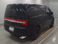 Mitsubishi DELICA D5 лот № 30507 оценка 3  с аукциона в Японии 1