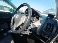 Honda FIT лот № 10281 оценка 3  с аукциона в Японии 6