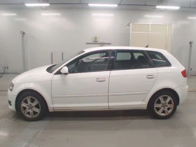 Audi A3  с аукциона в Японии
