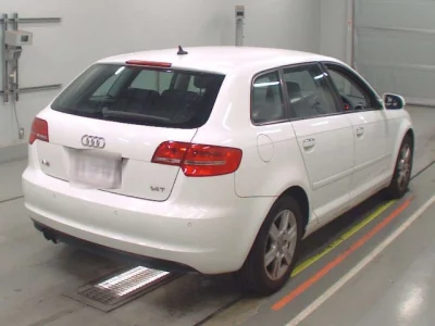 Audi A3  с аукциона в Японии