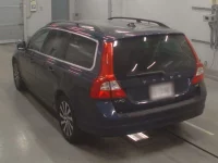 Volvo V70 лот № 38124 оценка 4  с аукциона в Японии 5