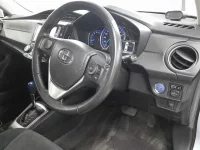 Toyota COROLLA AXIO лот № 30500 оценка 3.5  с аукциона в Японии 6