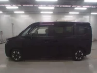 Honda STEP WAGON лот № 33111 оценка 4.5  с аукциона в Японии 3