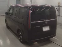 Honda STEP WAGON лот № 33111 оценка 4.5  с аукциона в Японии 5