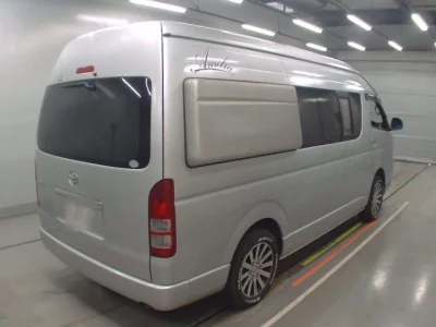 Toyota HIACE VAN  с аукциона в Японии