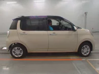 Toyota PASSO лот № 30548 оценка 4  с аукциона в Японии 2