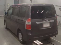 Toyota NOAH лот № 30569 оценка 3.5  с аукциона в Японии 5