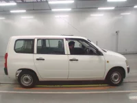 Toyota PROBOX лот № 30514 оценка R  с аукциона в Японии 2