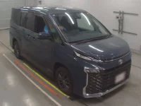 Toyota VOXY лот № 30568 оценка 4  с аукциона в Японии 4