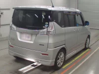 Mitsubishi DELICA D2 лот № 10304 оценка 3.5  с аукциона в Японии 1