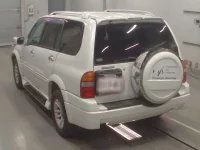 Suzuki GRAND ESCUDO лот № 30518 оценка 3.5  с аукциона в Японии 5