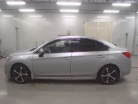 Subaru LEGACY B4 лот № 30528 оценка 4  с аукциона в Японии 3