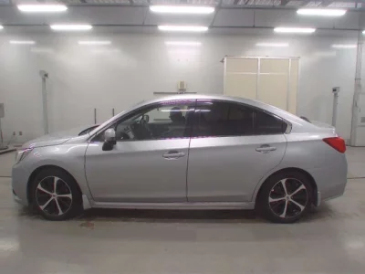 Subaru LEGACY B4
