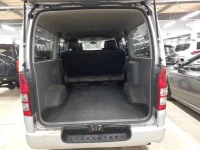 Toyota HIACE VAN лот № 30525 оценка 2  с аукциона в Японии 8