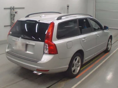 Volvo V50