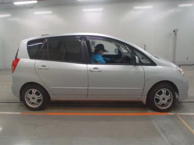 Toyota COROLLA SPACIO  с аукциона в Японии