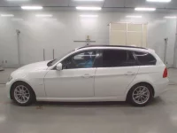 BMW 3-Series лот № 50095 оценка 3.5  с аукциона в Японии 3