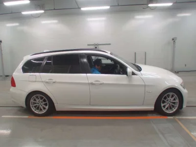 BMW 3-Series  с аукциона в Японии