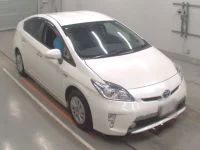 Toyota PRIUS PHV лот № 30619 оценка R  с аукциона в Японии 4